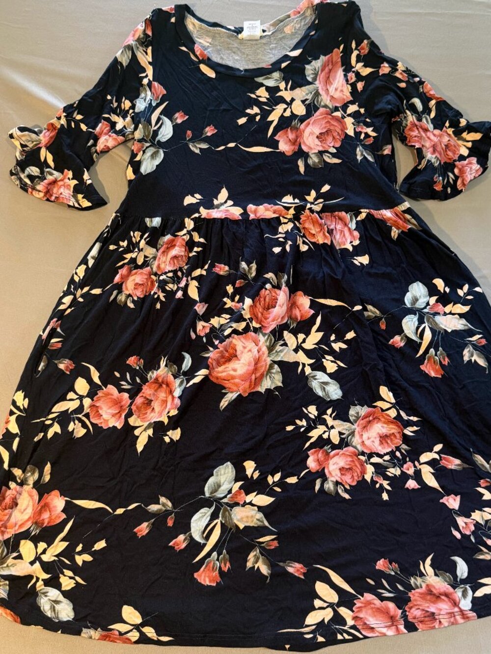 Lovely Melody Women's Navy Floral Print Dress With Pockets Medium New w/o Tags